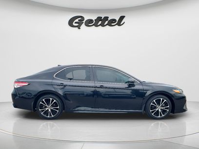 Used 2020 Toyota Camry SE w/ Convenience Package