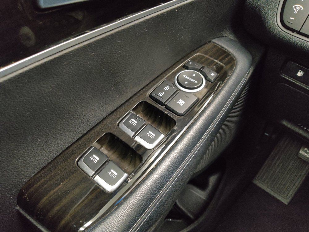 Used 2019 Kia Sorento AWD image 27