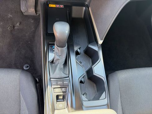 Used 2025 Toyota Camry LE FWD image 20