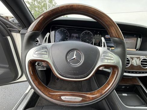 Used 2016 Mercedes-Benz S 550 4MATIC Sedan image 30