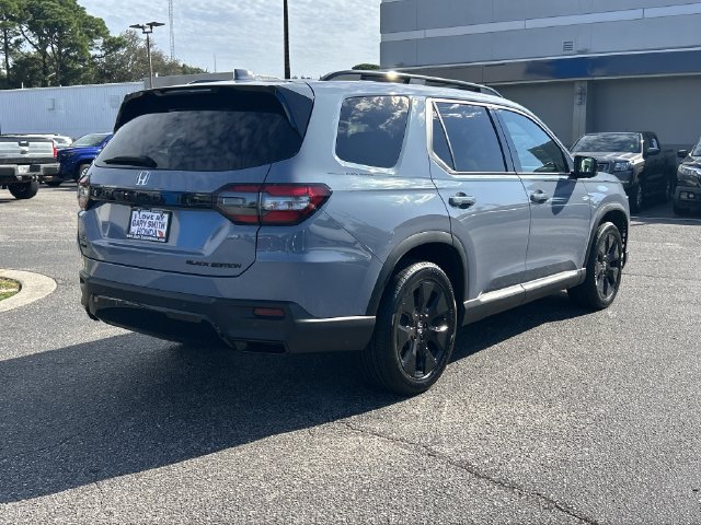 New 2026 Honda Pilot Black Edition image 7