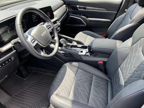 Used 2025 Kia Telluride EX X-Line AWD/4WD image 28