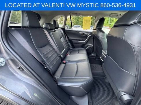Used 2020 Toyota RAV4 Limited AWD/4WD image 23