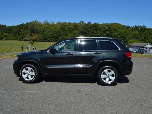 Used 2012 Jeep Grand Cherokee Laredo image 5