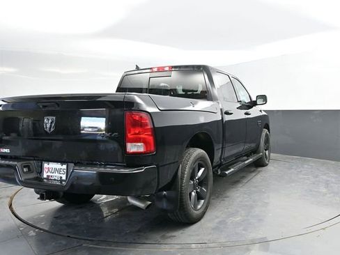 Used 2021 RAM 1500 Classic SLT w/ Electronics Convenience Group AWD/4WD image 10