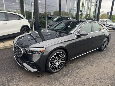 Certified 2025 Mercedes-Benz E 450 4MATIC Sedan image 1
