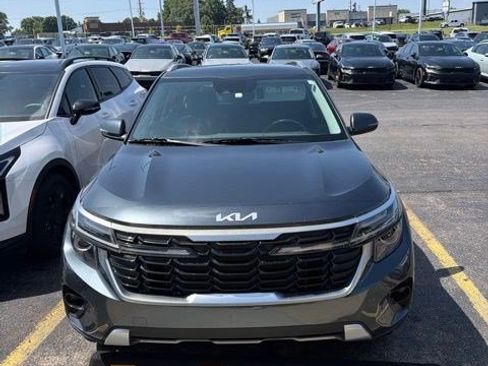 Used 2024 Kia Seltos S AWD/4WD image 8