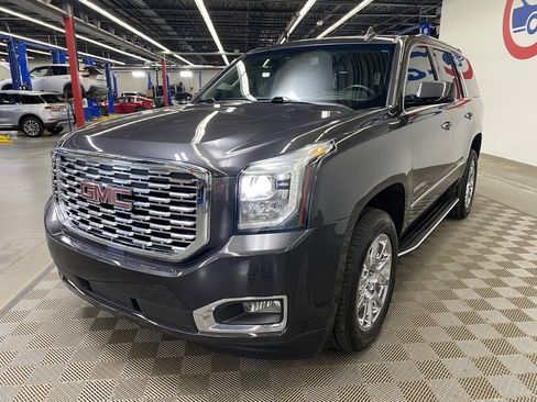 Used 2018 GMC Yukon Denali w/ Open Road Package image 3