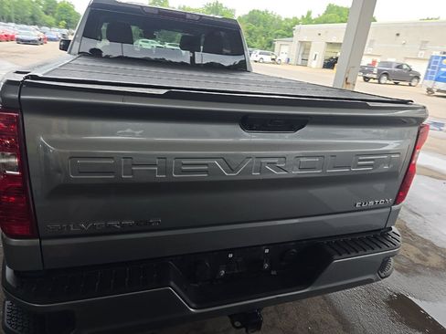 Used 2024 Chevrolet Silverado 1500 Custom AWD/4WD image 9
