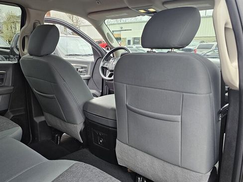 Used 2018 RAM 1500 Big Horn image 21