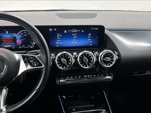Used 2025 Mercedes-Benz GLA 250 image 6