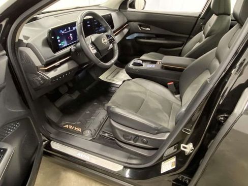 Used 2023 Nissan Ariya FWD image 12