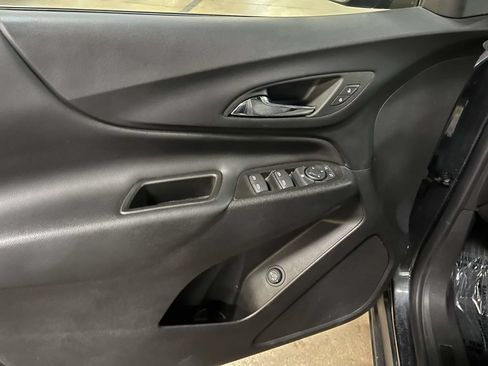 Used 2023 Chevrolet Equinox LT FWD image 12