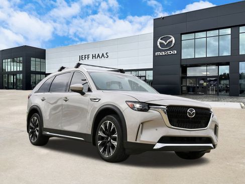 Certified 2025 MAZDA CX-90 Plug-In Hybrid w/ Premium Plus image 4
