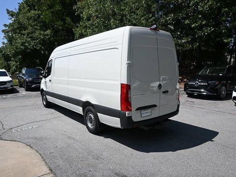 Used 2025 Mercedes-Benz Sprinter 2500 image 4