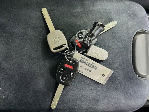 Used 2011 Honda Accord LX-S image 32