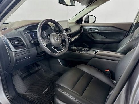 Certified 2021 Nissan Rogue SL w/ Premium Package image 7