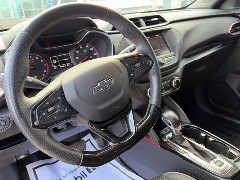 Used 2022 Chevrolet TrailBlazer RS image 15