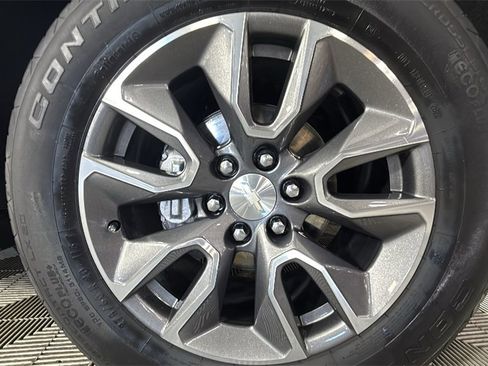 Used 2022 Chevrolet Tahoe LT w/ LT Signature Plus Package image 54