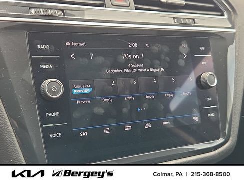 Used 2019 Volkswagen Tiguan SEL Premium w/ 3rd Row Seat Package AWD/4WD image 19