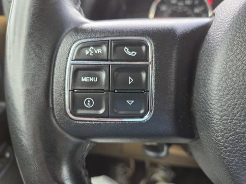 Used 2018 Jeep Wrangler Unlimited Sahara w/ Max Tow Package AWD/4WD image 16
