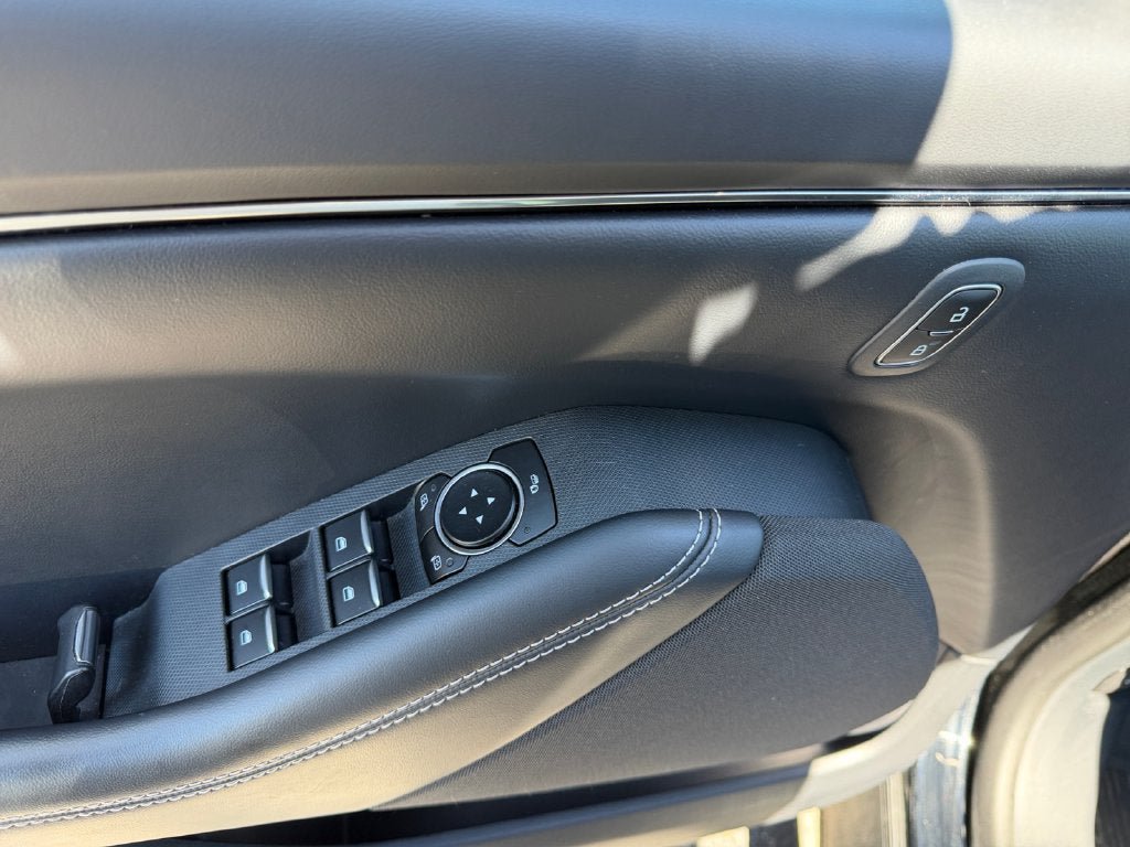 Certified 2023 Ford Mustang Mach-E Select AWD/4WD image 22