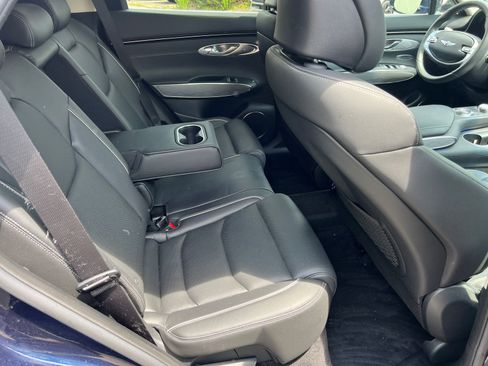 Used 2024 Genesis GV70 2.5T w/ Advanced Package AWD/4WD image 16