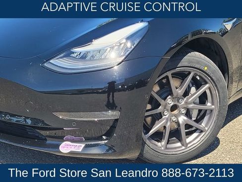 Used 2018 Tesla Model 3 Mid Range RWD image 10