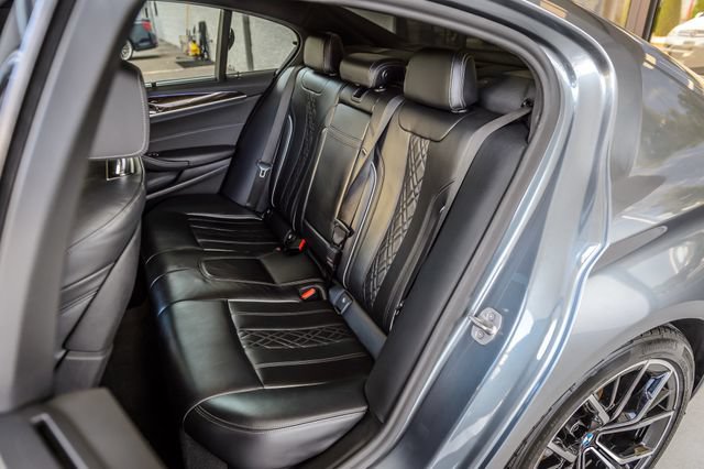 Used 2021 BMW 530i RWD image 46