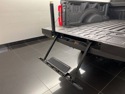 New 2026 Ford F350 Lariat w/ Black Appearance Package image 41