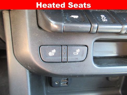 Certified 2022 GMC Canyon AT4 w/ Trailering Package AWD/4WD image 17