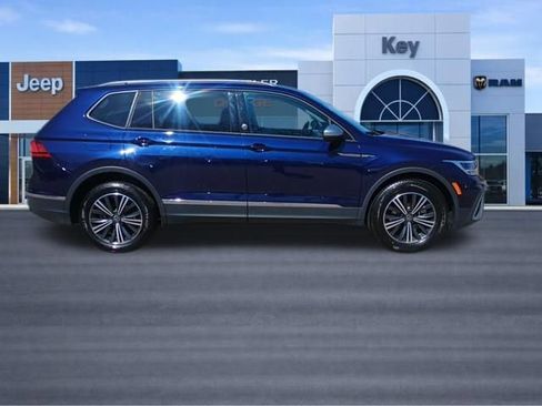 Used 2024 Volkswagen Tiguan Wolfsburg Edition AWD/4WD image 6