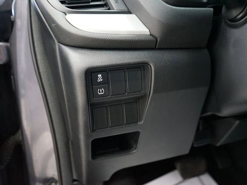 Used 2017 Honda CR-V LX image 22