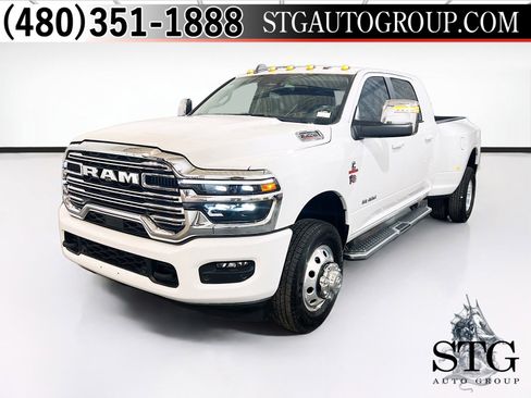 Used 2025 RAM 3500 Laramie AWD/4WD image 1