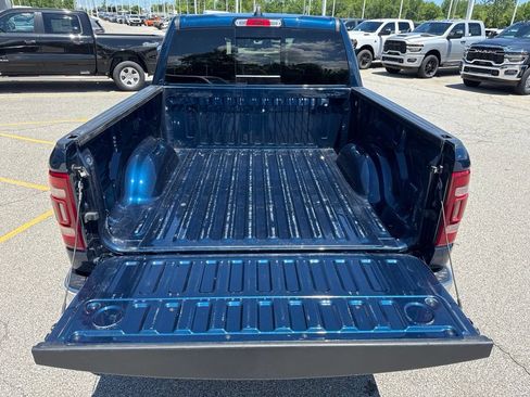 Used 2023 RAM 1500 Laramie AWD/4WD image 18