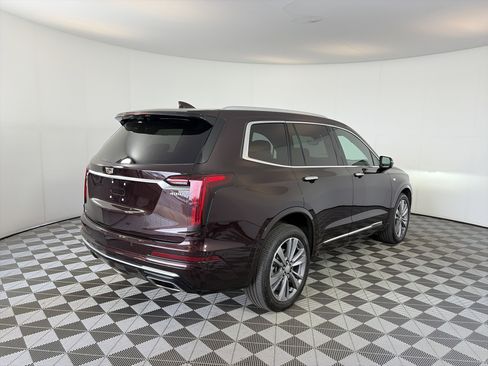 Used 2020 Cadillac XT6 Premium Luxury AWD/4WD image 36