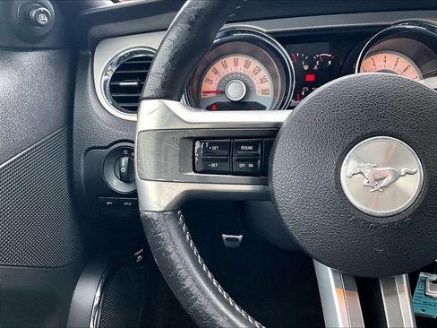 Used 2012 Ford Mustang Premium image 15