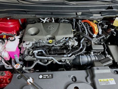 Used 2025 Toyota Sienna XSE w/ XSE Plus Package image 31