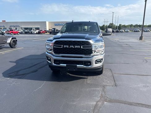 Used 2024 RAM 2500 Big Horn w/ Level 2 Equipment Group AWD/4WD image 5