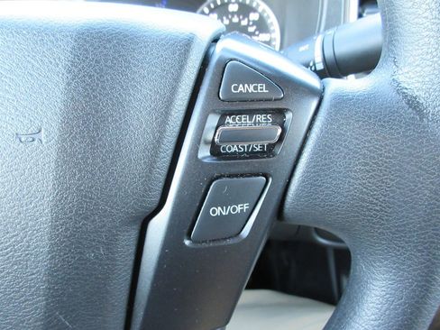 Used 2023 Nissan Frontier SV image 26