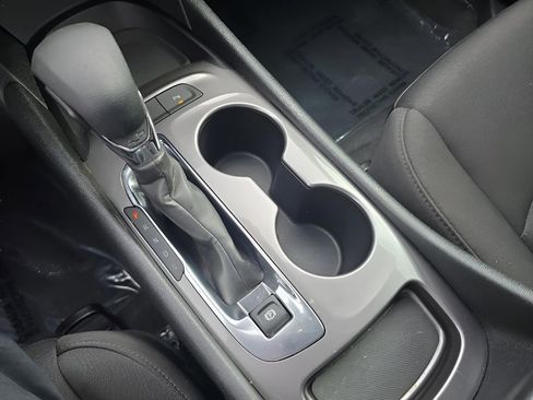 Used 2024 Chevrolet Malibu LS image 26