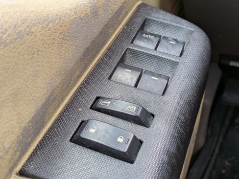 Used 2009 Ford F350 XL image 19