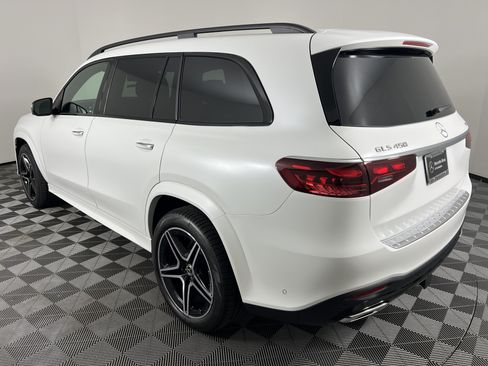 New 2026 Mercedes-Benz GLS 450 4MATIC image 10
