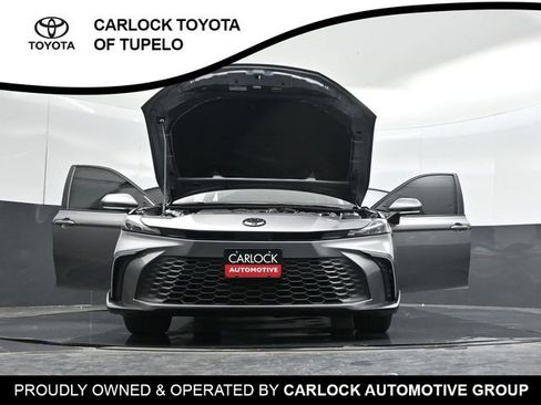 Used 2025 Toyota Camry SE w/ Convenience Package FWD image 59