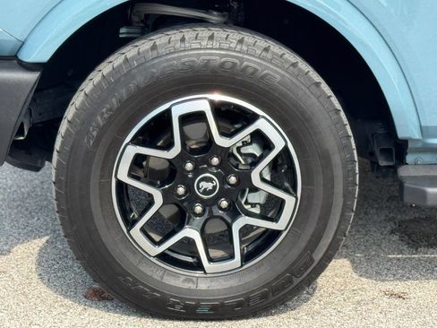 Used 2023 Ford Bronco Outer Banks AWD/4WD image 40