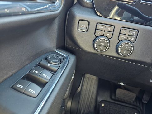 Used 2024 Chevrolet Silverado 1500 RST image 40