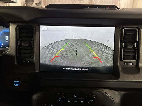 Used 2025 Ford Bronco 4-Door image 19