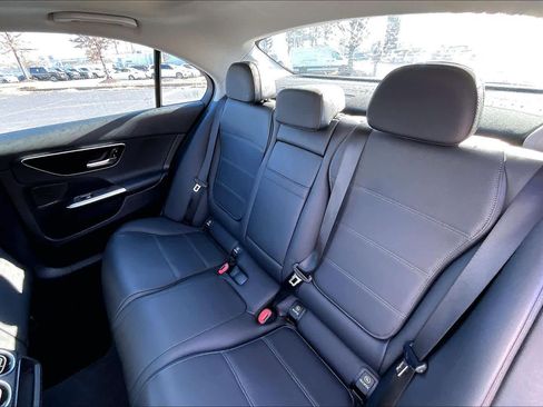 Used 2025 Mercedes-Benz C 300 Sedan image 20