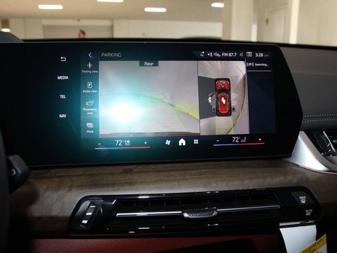 Used 2026 BMW X1 xDrive28i image 19