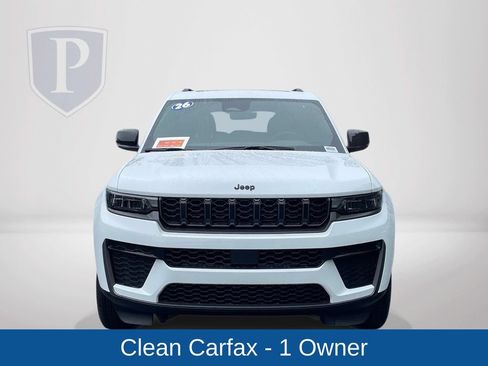 Used 2026 Jeep Grand Cherokee Altitude RWD image 4